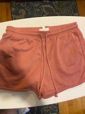 Olive & Oak Women's Athletic Shorts in Dusty Rose